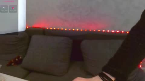 Snapshot of klin_miller chatting on February 16, 6:54 pm Klin online show from February 16, 6:54 pm