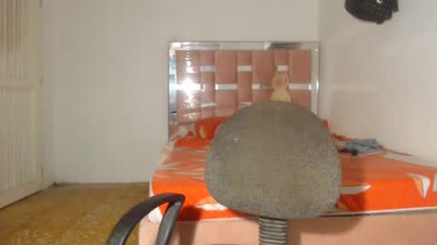 Snapshot of kristal_cox2 chatting on February 1, 11:21 am kristal_cox2 online show from February 1, 11:21 am