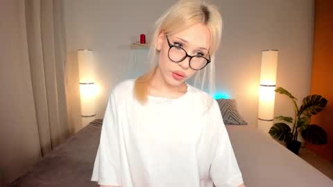 Kristal online show from September 16, 4:22 pm