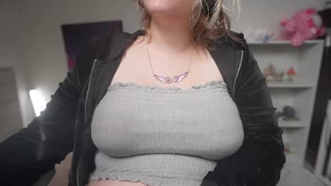 Krystal Syx online show from September 26, 5:32 pm