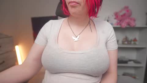 Krystal Syx online show from December 5, 10:05 pm