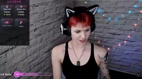 Eva online show from April 9, 8:04 pm