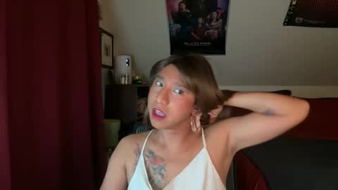 lbffemme online show from March 3, 2:40 am