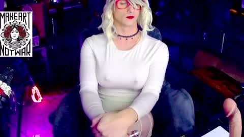 Lemon Stealing Whore online show from March 16, 5:44 am