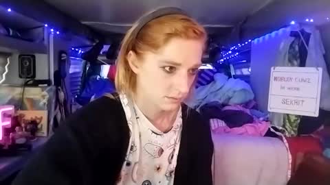 LesleyGumGrass- The Boring Trans girl online show from March 4, 4:09 pm