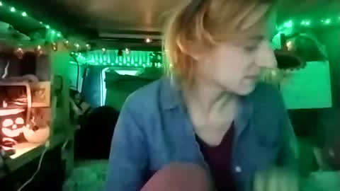 LesleyGumGrass- The Boring Trans girl online show from October 28, 8:28 pm