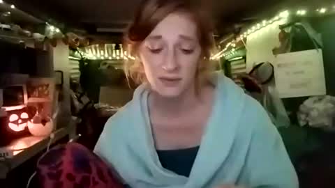 LesleyGumGrass- The Boring Trans girl online show from November 3, 8:46 am