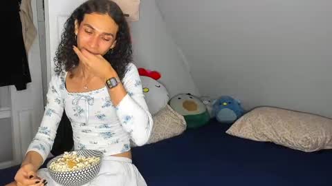 Snapshot of lia_hdz chatting on September 21, 12:38 am Kabroncita online show from September 21, 12:38 am