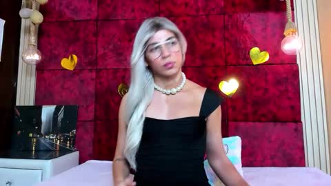 liiacollins online show from January 6, 7:39 pm