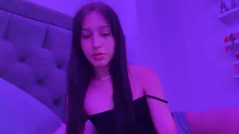 Lily Cooper online show from August 2, 9:09 am