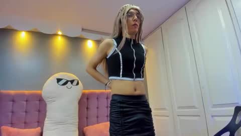 Lis  online show from March 20, 2:56 am