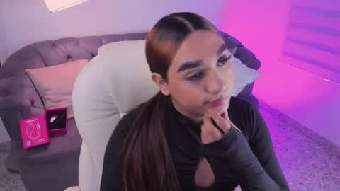 Lisssa online show from November 20, 8:20 pm