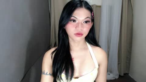 littlelace_ online show from June 18, 3:07 am