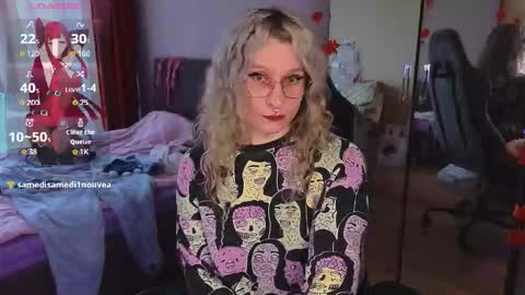 Lori -----------------------------------    online show from September 19, 3:51 pm