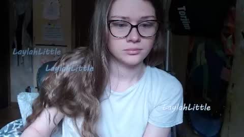 Laylah Little online show from June 19, 5:17 pm