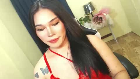 STWEET LINA online show from October 27, 10:40 pm