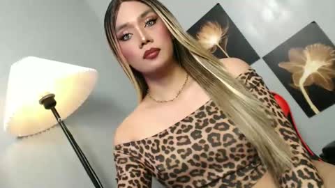 lovers moon22 online show from January 14, 7:28 am