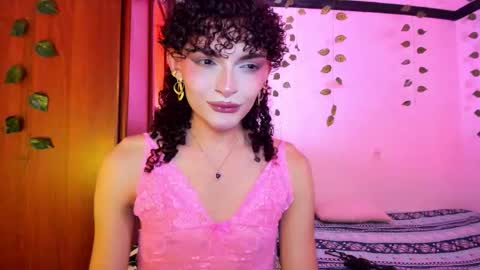 Lucy or Lucian 3 Come to my social Links3   online show from November 23, 8:38 am