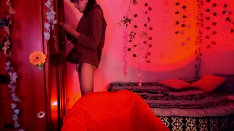 Lucy or Lucian 3 Come to my social Links3   online show from March 24, 5:56 am