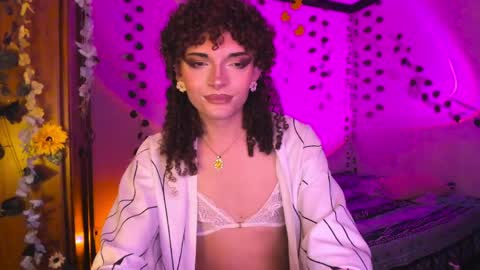 Lucy or Lucian 3 Come to my social Links3   online show from April 1, 1:41 pm