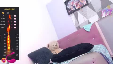 lucy_dirty28 online show from January 15, 6:34 am