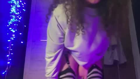 Luna Artemis online show from January 11, 1:59 am