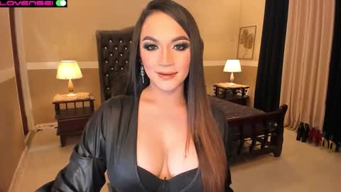 Alison Kloss online show from November 8, 11:27 pm