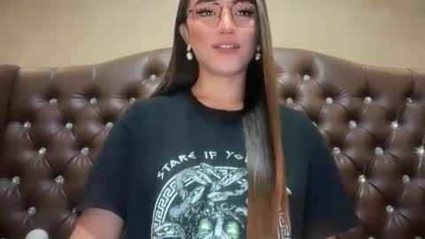 Alison Kloss online show from April 8, 11:39 pm