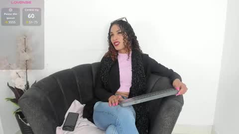 marfilastrom online show from March 5, 4:30 am