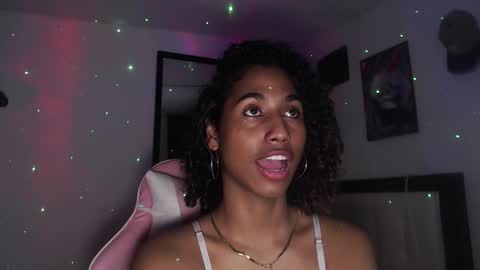 massielhot online show from February 10, 5:47 am