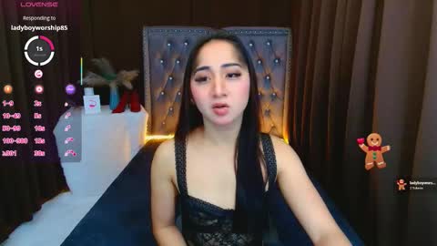 Paula online show from February 25, 8:02 pm