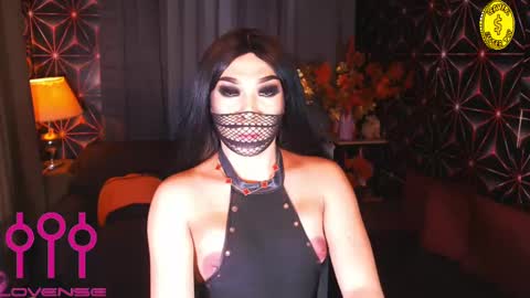 THE QUEEN ALPHA   Queen Medusa Prey online show from February 21, 4:26 pm