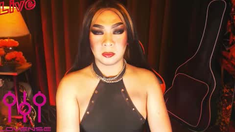 THE QUEEN ALPHA   Queen Medusa Prey online show from September 9, 5:45 pm