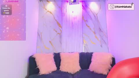 Mhia Kate online show from November 11, 12:07 pm