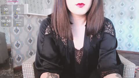 mia_wallase online show from January 21, 12:24 pm