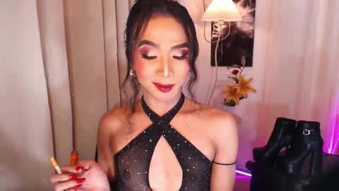 michaelagoddess online show from November 10, 4:46 am