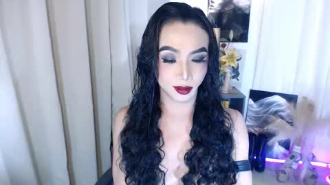 michaelagoddess online show from January 9, 4:01 pm