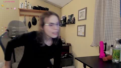 MichelleReid online show from December 15, 12:51 am