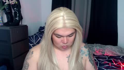 Michelle online show from October 14, 11:44 am