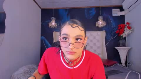 mika_velvet online show from February 17, 10:06 pm