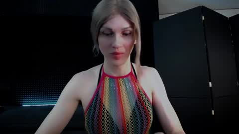 Milena Hardy online show from October 26, 5:25 am