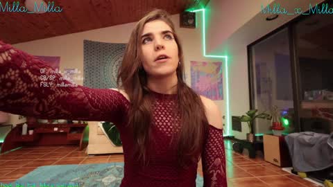 milla_milla online show from January 17, 4:59 pm