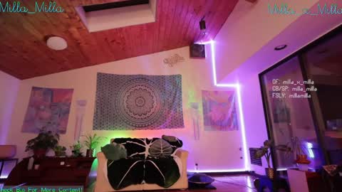 milla_milla online show from January 27, 4:41 am