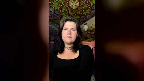 miss_honeypotpie online show from January 13, 6:32 am