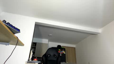 miss_poonamxxx online show from April 2, 5:16 am