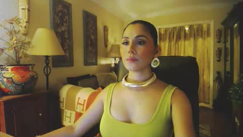 Brownie -P online show from January 6, 11:19 pm