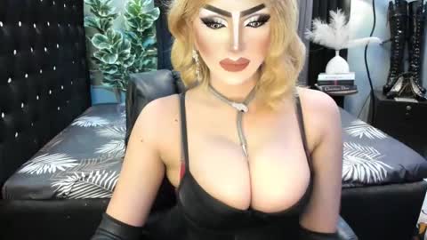 PRIESTESS CHANNEL online show from October 23, 9:52 pm