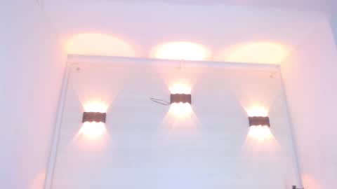 Molly Spears online show from February 19, 11:38 am