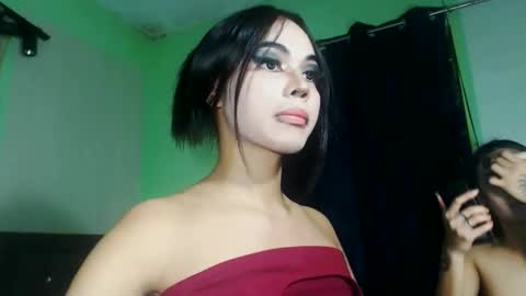 mollycoin18 online show from October 26, 1:07 pm