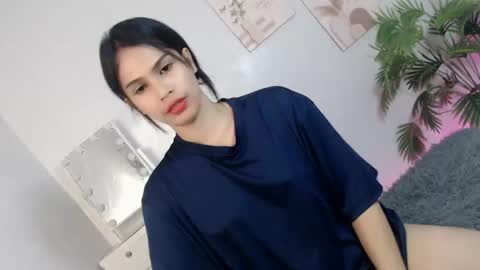 MOMIKHEM online show from October 29, 8:34 am